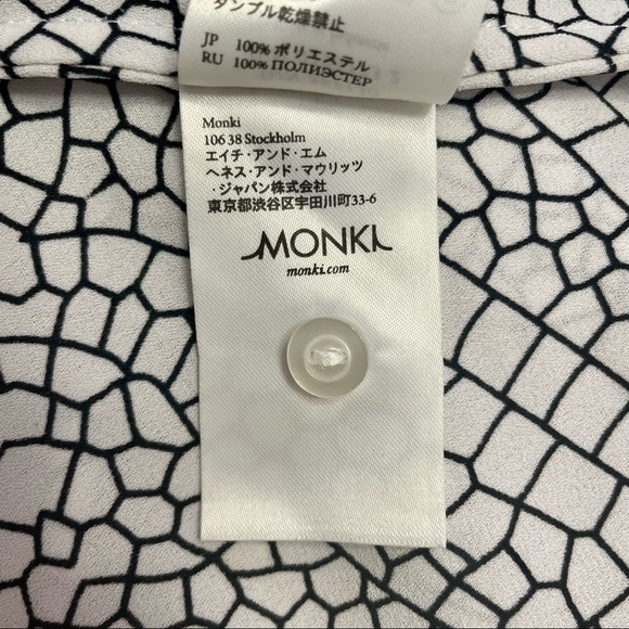 MONKI Flowy Pattern 3/4 Sleeve Button Down Women’s Small - Picture 7 of 7